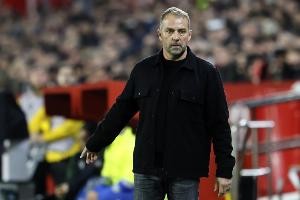 开云app下载-世体：巴萨将与弗里克的经纪人会面，双方已经敲定续约至2027年